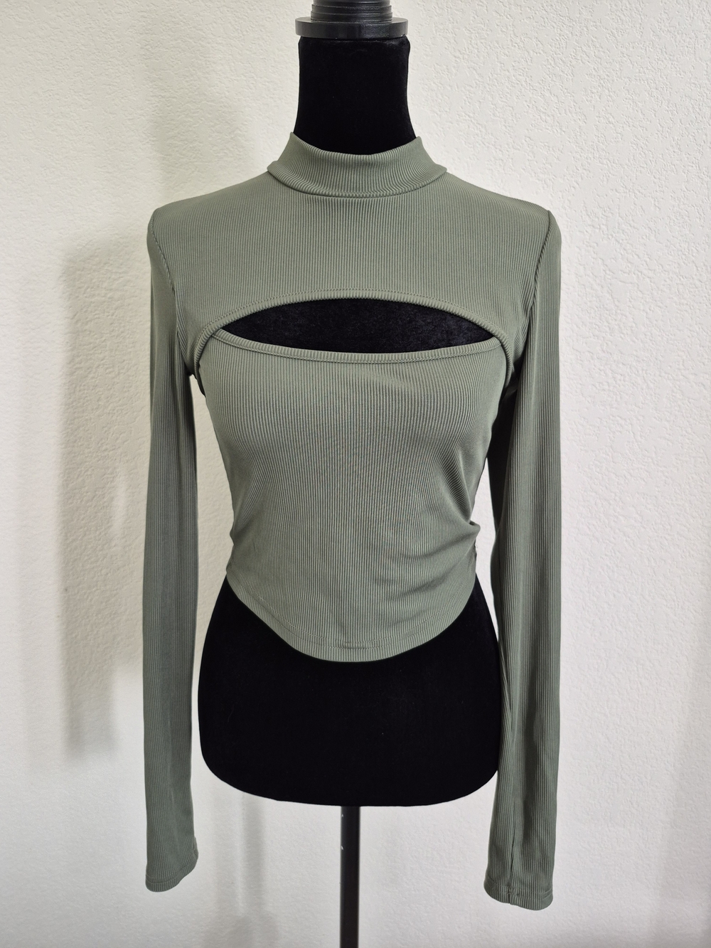 SHEIN Olive Green Ribbed Long Sleeve Cutout Top